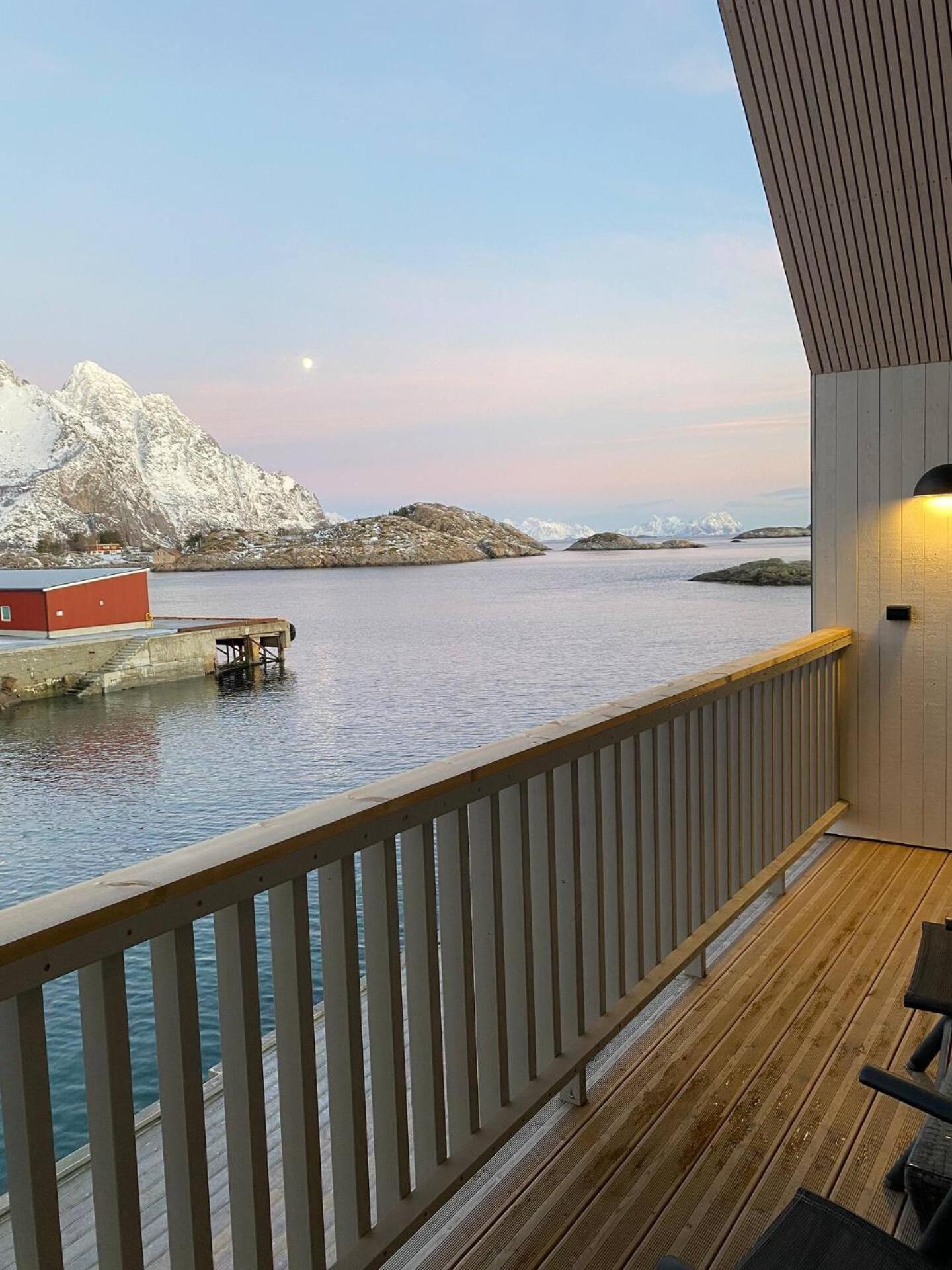 Ny Leilighet I Henningsvaer! Dış mekan fotoğraf